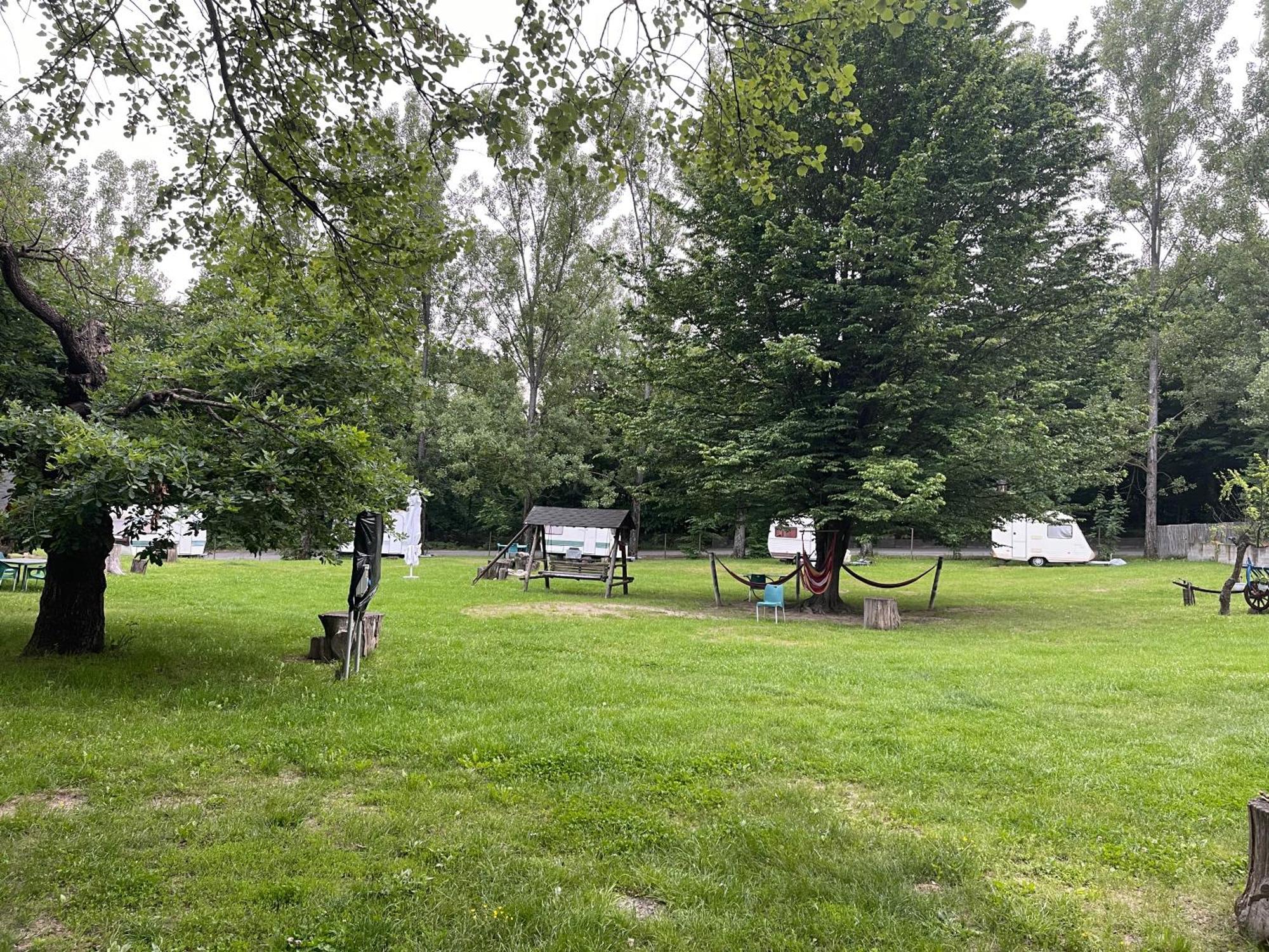Camping Dragoske Ciofrîngeni Extérieur photo